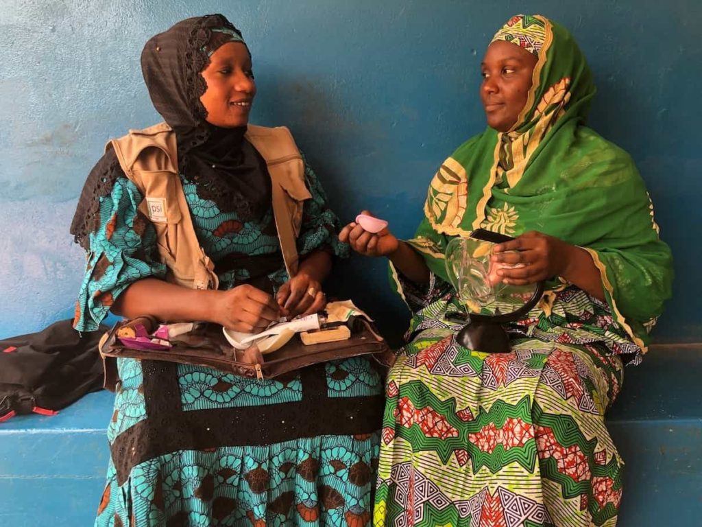 PHARE worked across Benin, Burkina Faso, Côte d’Ivoire, and Niger to break down social barriers as an entry point to generate demand for voluntary FP/RH services. Photo: PSI.