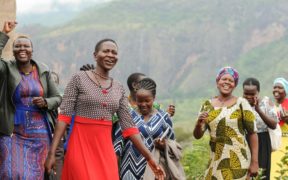 Construire la paix au-delà des frontières en Afrique de l'Est | Tine Frank /USAID Région Afrique de l'Est | Les membres des forums de femmes apprécient leur nouvelle voix et leur nouveau rôle dans la consolidation de la paix transfrontalière