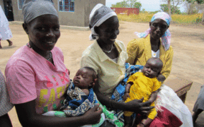 दक्षिण सूडानी माताएँ