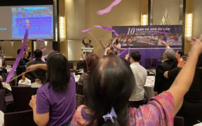 RH champions and advocates wave purple flags while singing Lila (purple), the RH advocacy anthem. Purple symbolizes women’s rights. Photo courtesy of Grace Gayoso Pasion.